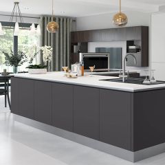 Crown furniture: Zeluso kitchen